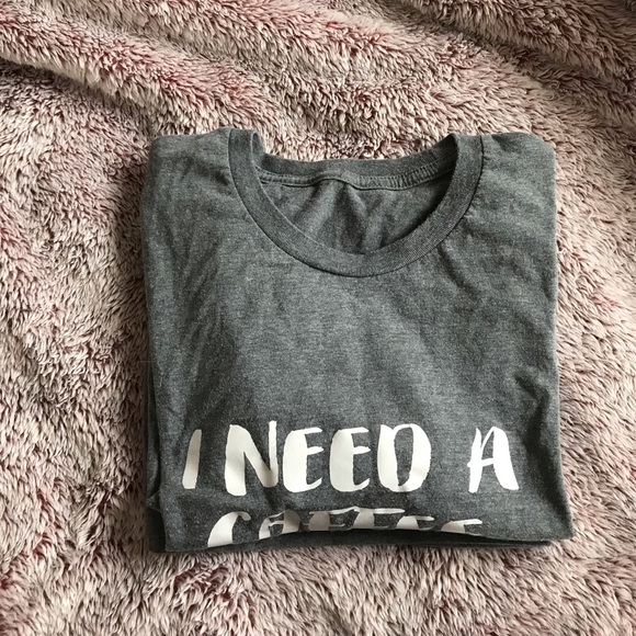 Graphic gray tee - Picture 2 of 2